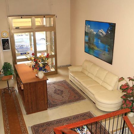 Hotel San Vincenzo โซเวราโต มาริน่า ภายนอก รูปภาพ