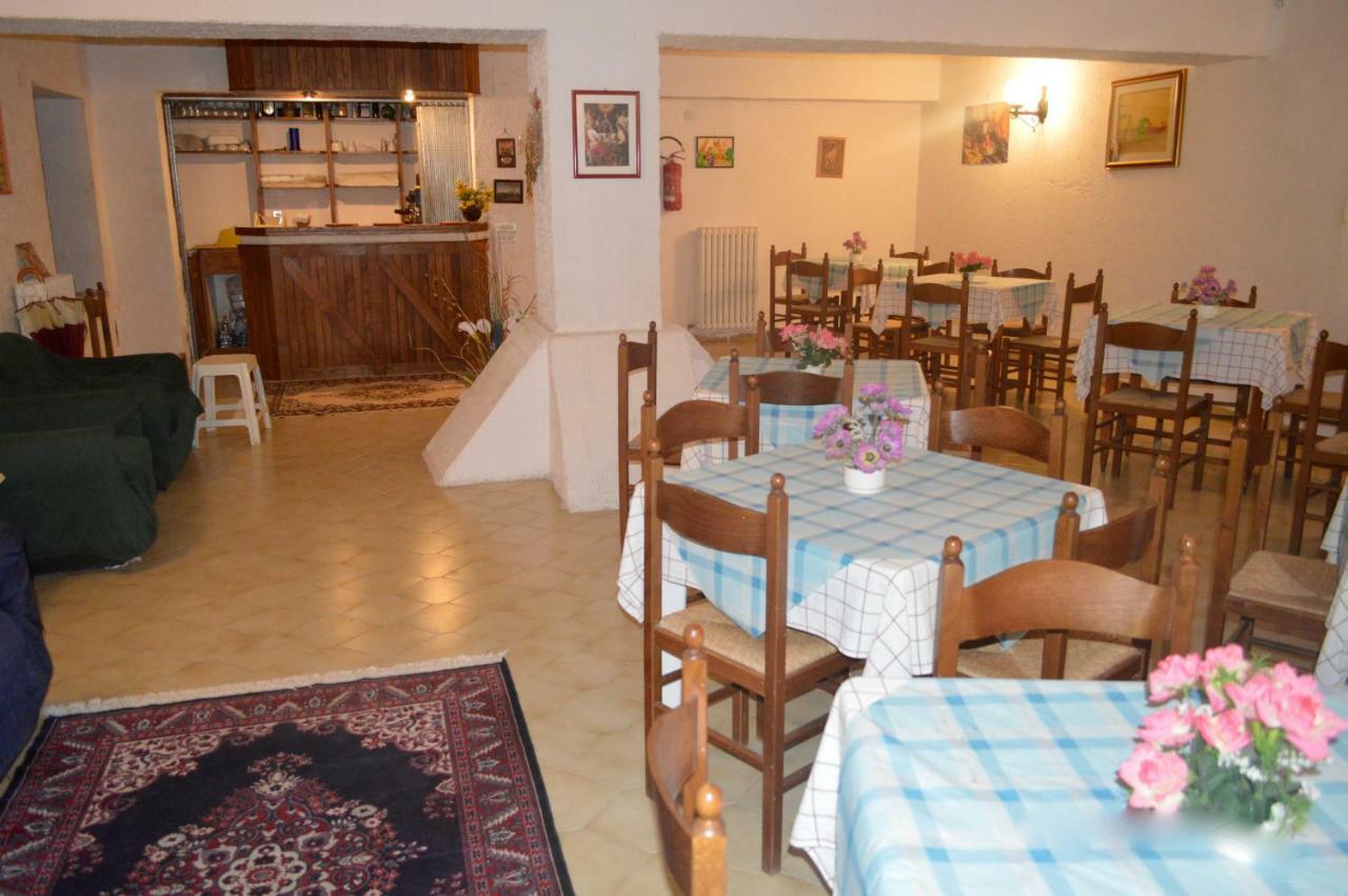 Hotel San Vincenzo โซเวราโต มาริน่า ภายนอก รูปภาพ